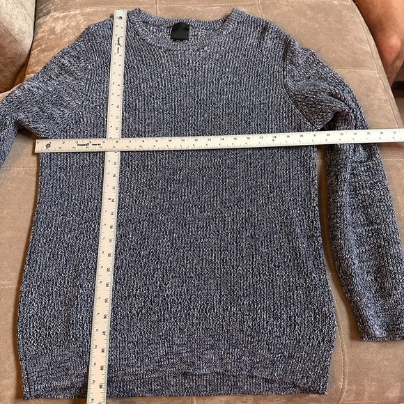 Men's Blue Sweater - Picture 4 of 6